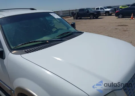 2003 Ford Expedition Eddie Bauer from USA, damaged, VIN 1FMPU18L43LB05081